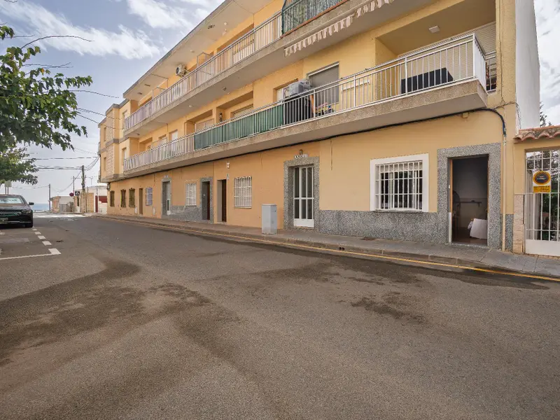 Apartamento de 2 dormitorios en Pilar de la Horadada, Costa Blanca — foto 2 de 28
