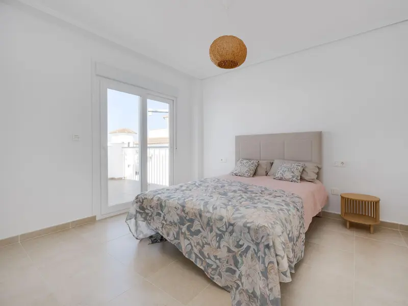 Villa with 3 bedrooms in San Fulgencio, Costa Blanca — photo 9 of 30
