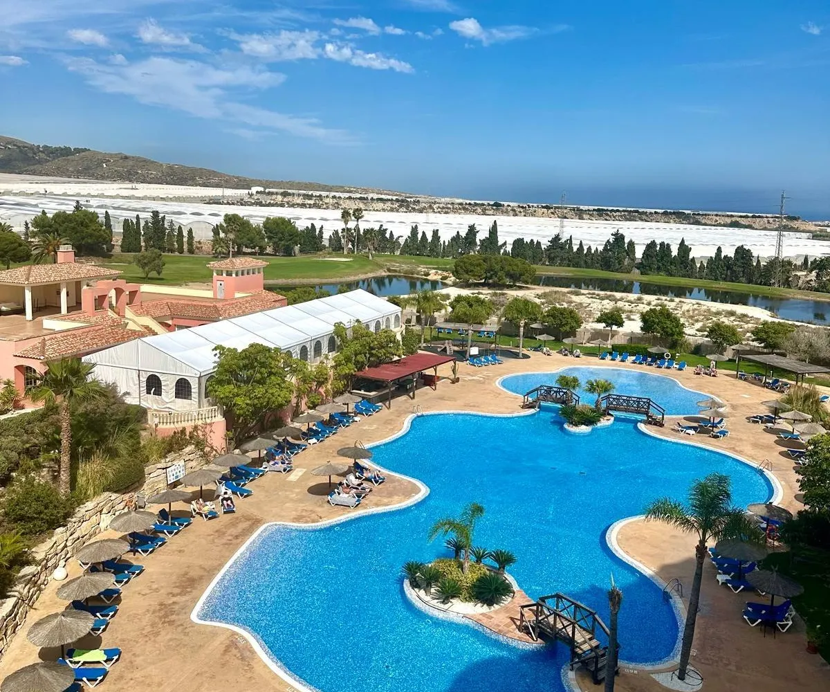 Apartamento de 1 dormitorios en Mutxamel, Costa Blanca — foto 1 de 12