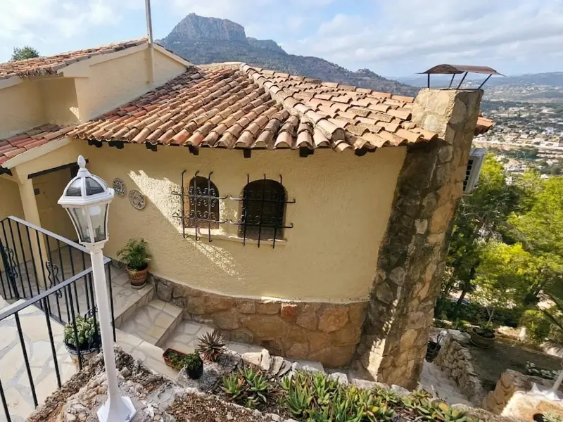Villa with 3 bedrooms in Calpe, Costa Blanca — photo 13 of 26