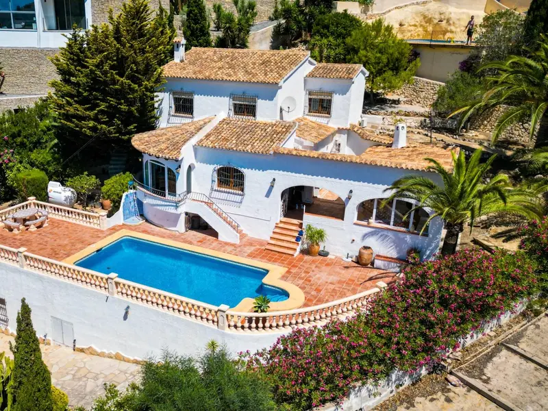 Villa de 3 dormitorios en Moraira, Costa Blanca — foto 2 de 22