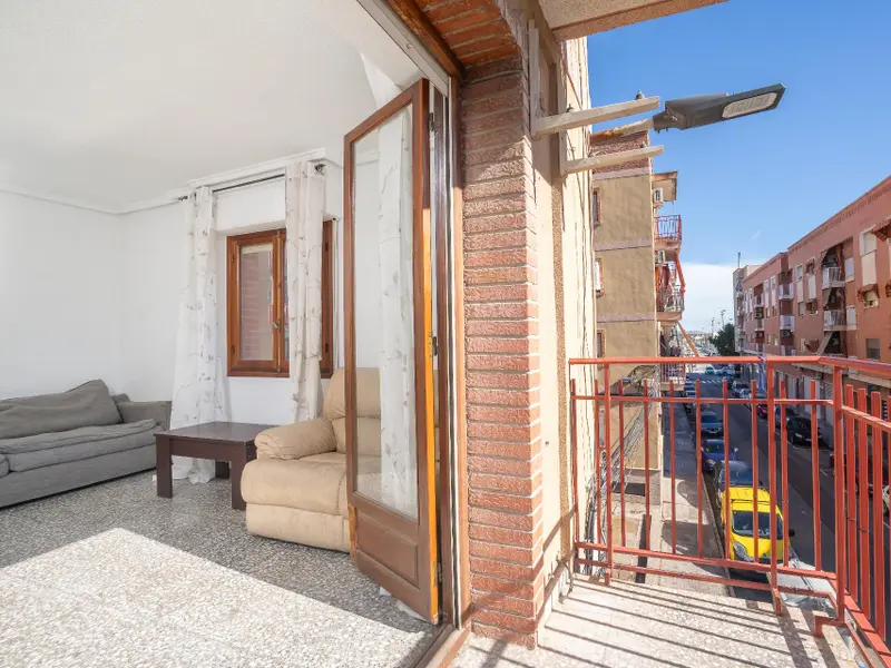 Apartment with 2 bedrooms in Elche, Costa Blanca — photo 5 of 27