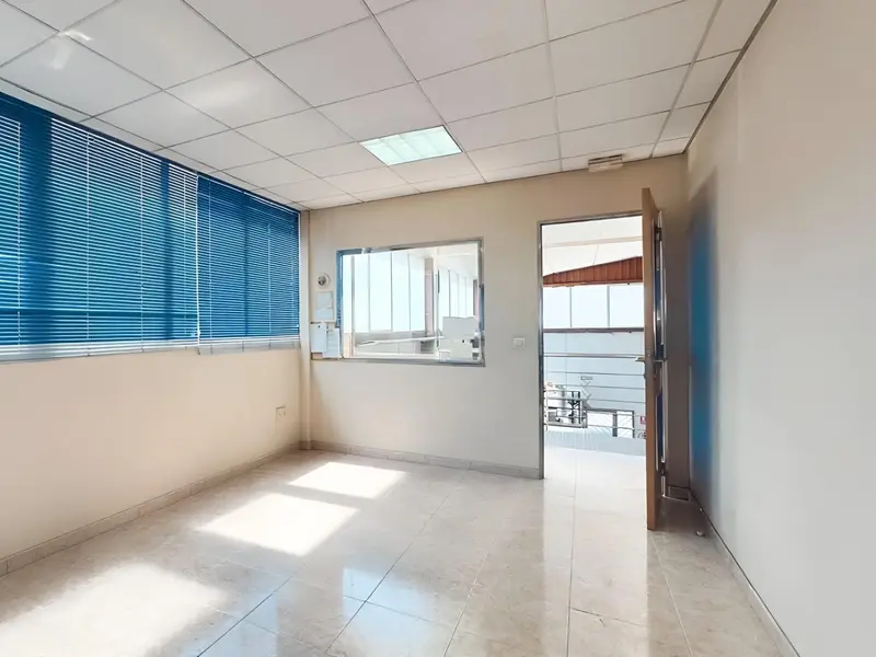 Gewerbe in Finestrat, Costa Blanca — Foto 10 von 29
