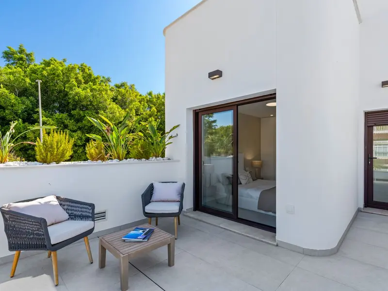 Villa de 3 dormitorios en Pilar de la Horadada, Costa Blanca — foto 15 de 30