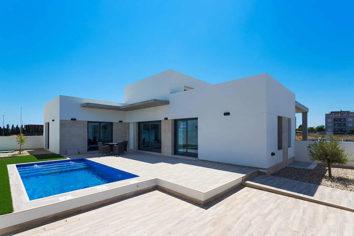 Villa de 3 dormitorios en Daya Nueva, Costa Blanca — foto 1 de 30