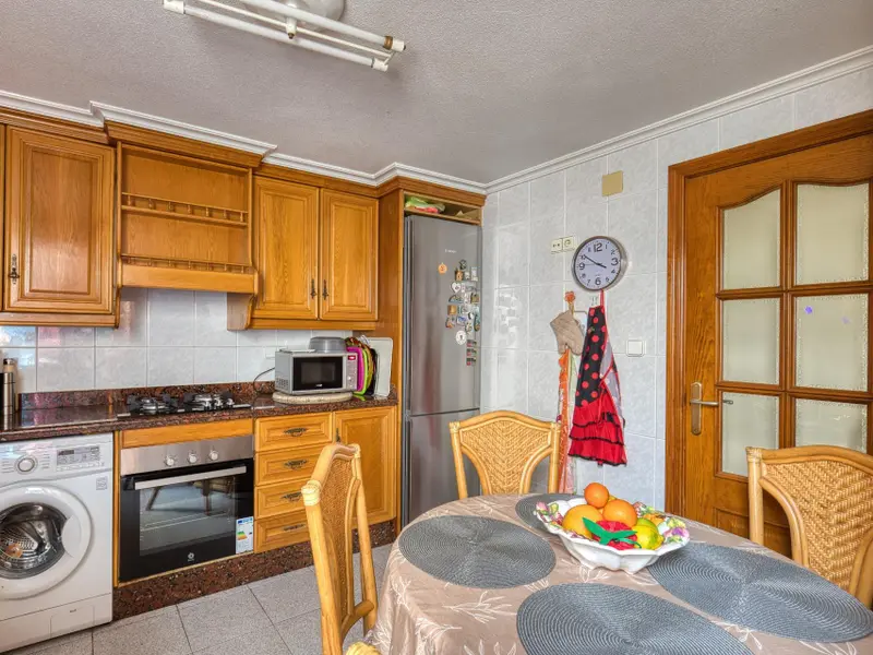 Apartment with 4 bedrooms in San Fulgencio, Costa Blanca — photo 4 of 14