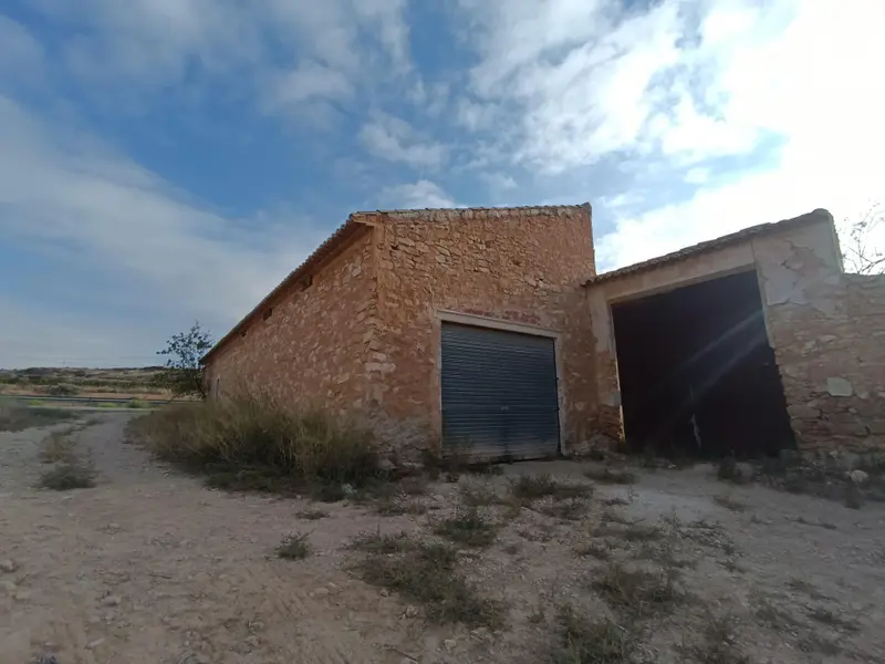 Villa de 7 dormitorios en Pinoso, Costa Blanca — foto 5 de 19