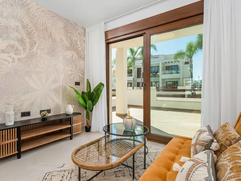 Bungalow de 2 dormitorios en Torrevieja, Costa Blanca — foto 21 de 29