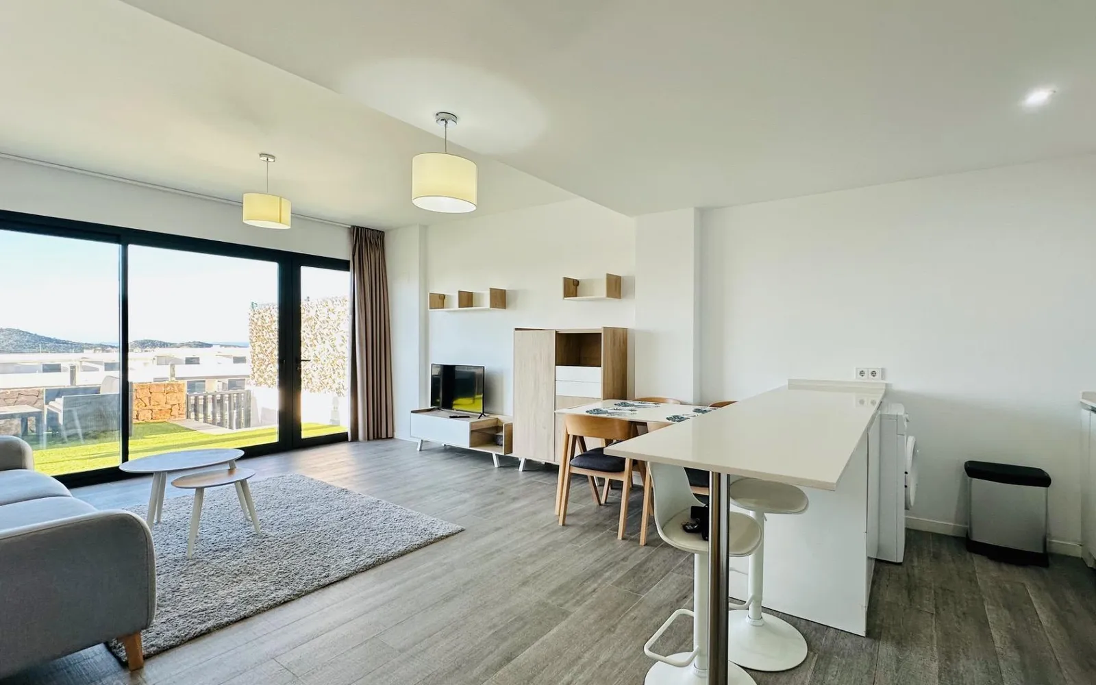 Apartamento de 2 dormitorios en Finestrat, Costa Blanca — foto 1 de 17