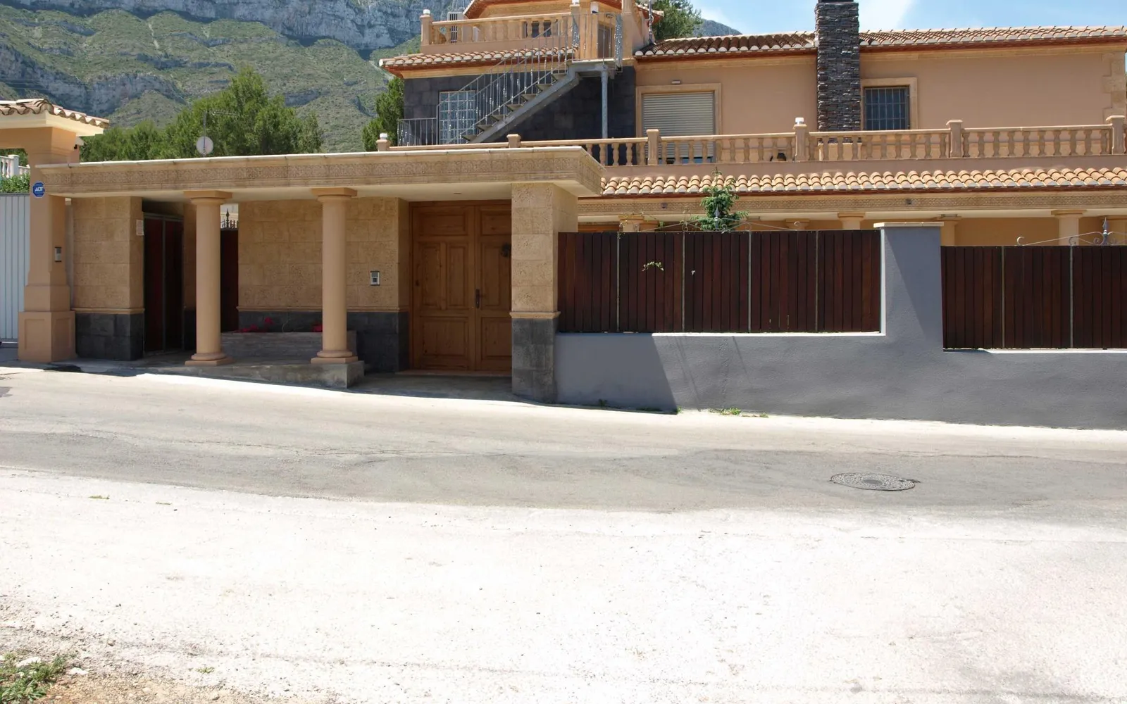 Villa de 11 dormitorios en Dénia, Costa Blanca — foto 1 de 30