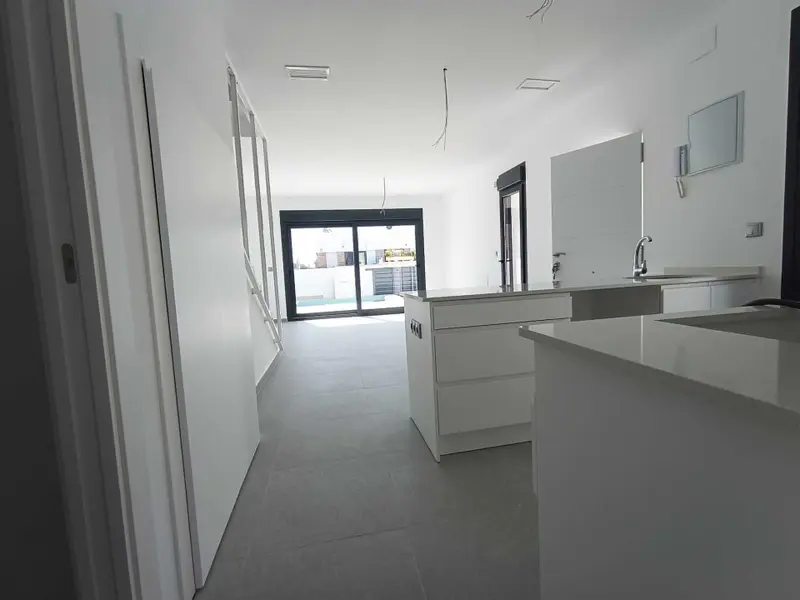 Villa de 3 dormitorios en Daya Nueva, Costa Blanca — foto 8 de 15