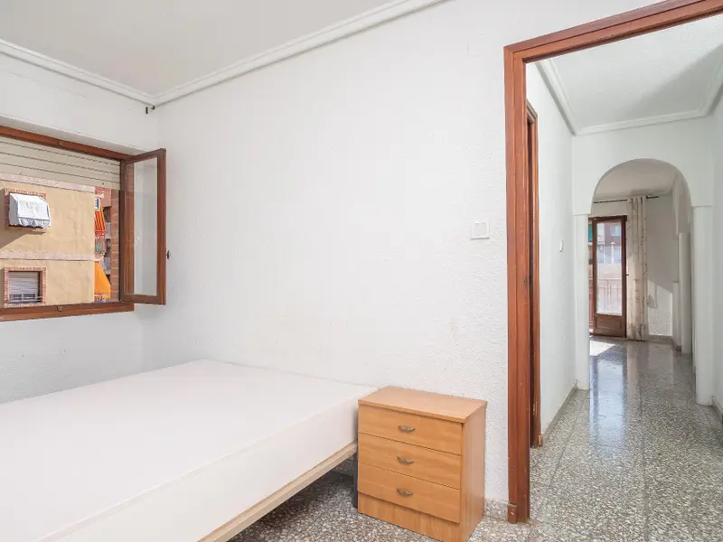 Apartment with 2 bedrooms in Elche, Costa Blanca — photo 15 of 27