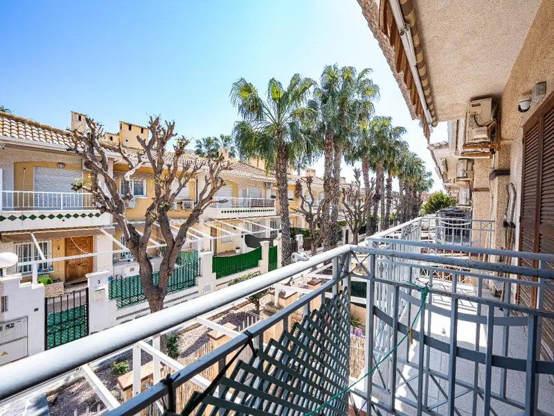 Bungalow with 1 bedrooms in Santa Pola, Costa Blanca — photo 14 of 30