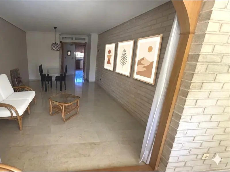 Apartamento de 3 dormitorios en Alicante, Costa Blanca — foto 2 de 9