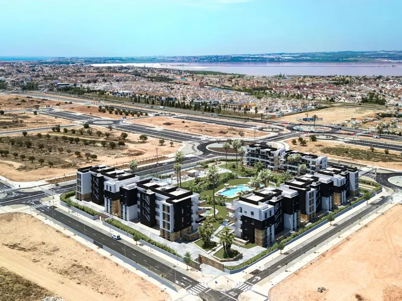 Apartamento de 2 dormitorios en Torrevieja, Costa Blanca — foto 12 de 15