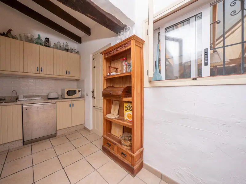 Villa de 4 dormitorios en El Campello, Costa Blanca — foto 22 de 30