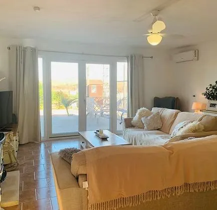 Villa de 4 dormitorios en Dolores, Costa Blanca — foto 1 de 30