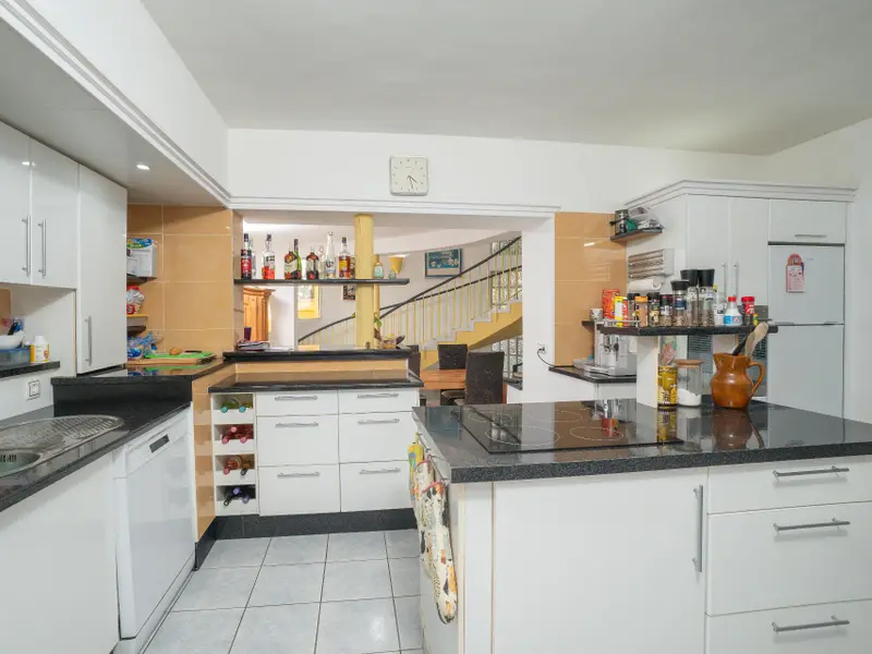 Villa de 4 dormitorios en Benissa, Costa Blanca — foto 22 de 30