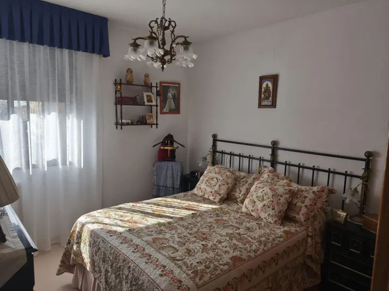 Apartment with 4 bedrooms in Alicante, Costa Blanca — photo 12 of 26