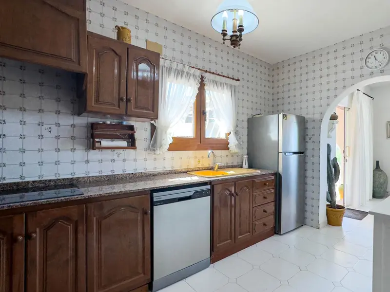 Villa de 3 dormitorios en Moraira, Costa Blanca — foto 11 de 22