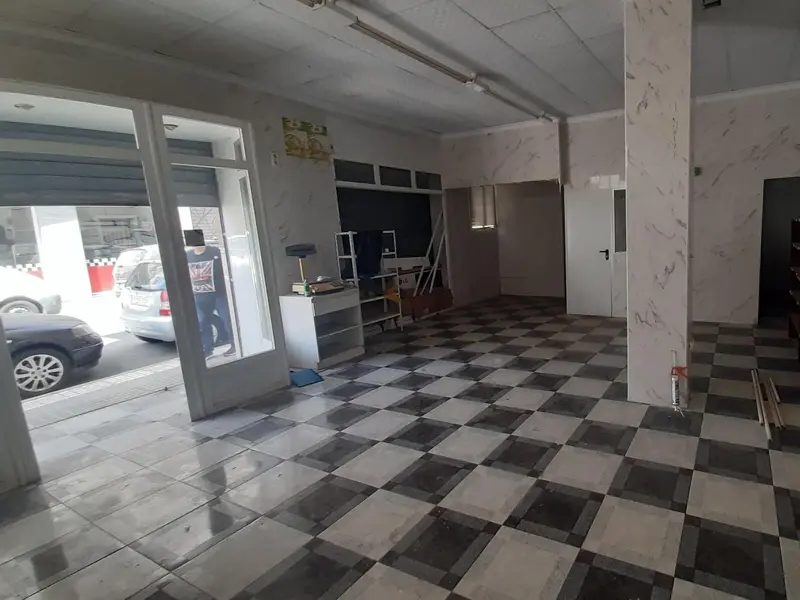 Local comercial en Elche, Costa Blanca — foto 4 de 4