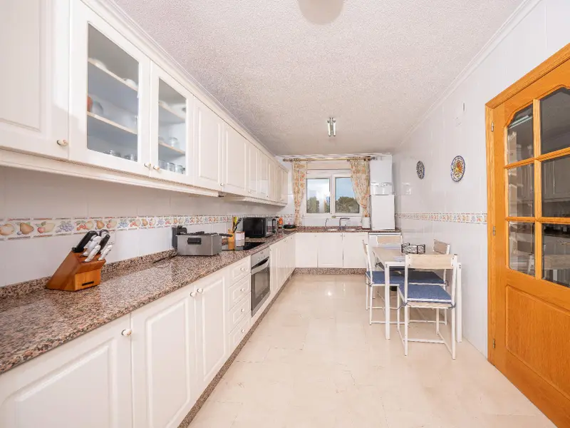 Villa de 5 dormitorios en La Nucía, Costa Blanca — foto 27 de 30