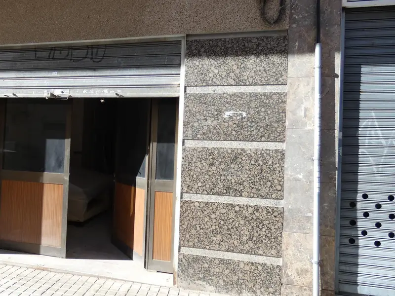 Local comercial en Elche, Costa Blanca — foto 10 de 11