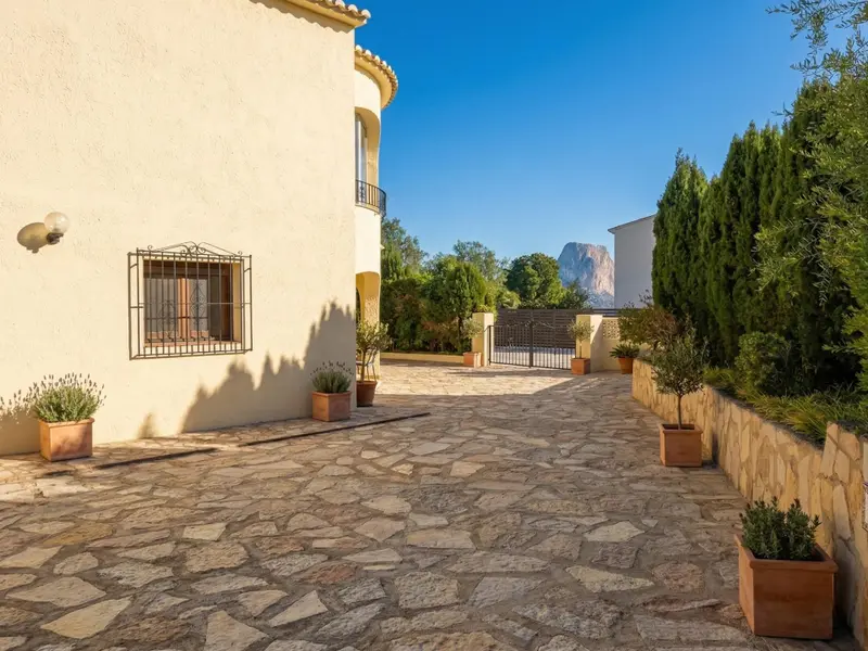 Villa de 4 dormitorios en Calpe, Costa Blanca — foto 16 de 24