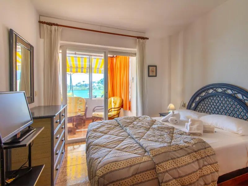 Apartamento de 3 dormitorios en Villajoyosa, Costa Blanca — foto 27 de 30