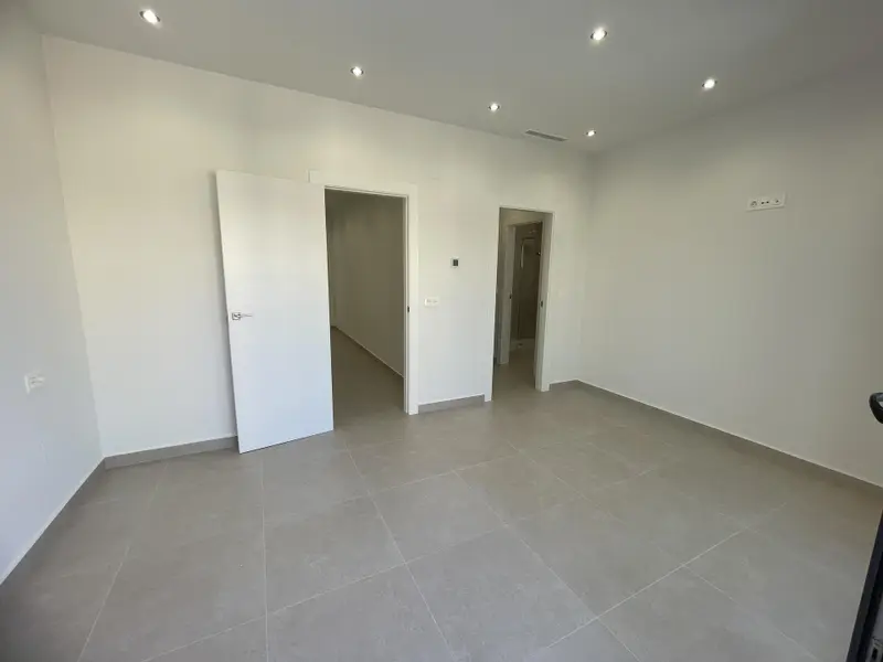 Villa de 3 dormitorios en Almoradí, Costa Blanca — foto 25 de 30