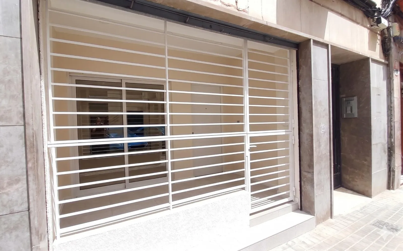 Apartamento de 2 dormitorios en Elche, Costa Blanca — foto 1 de 11