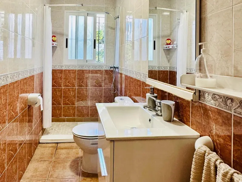 Villa de 6 dormitorios en La Nucía, Costa Blanca — foto 16 de 30