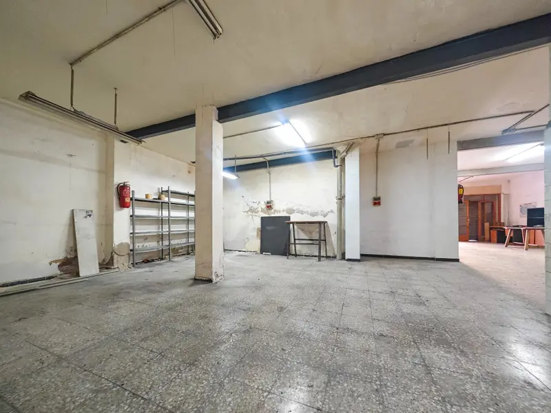 Local comercial en Elche, Costa Blanca — foto 6 de 14