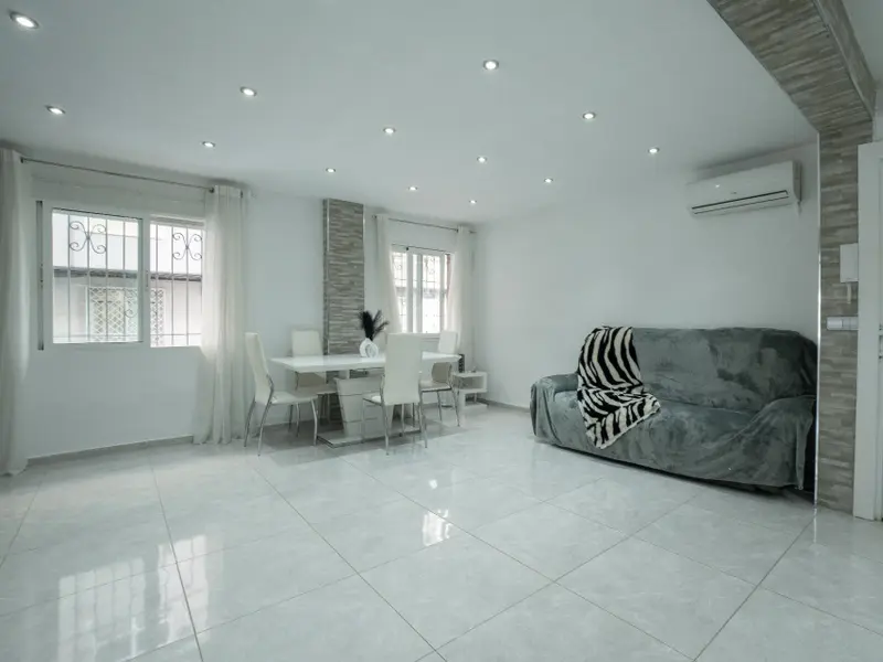 Apartamento de 2 dormitorios en Villajoyosa, Costa Blanca — foto 22 de 25