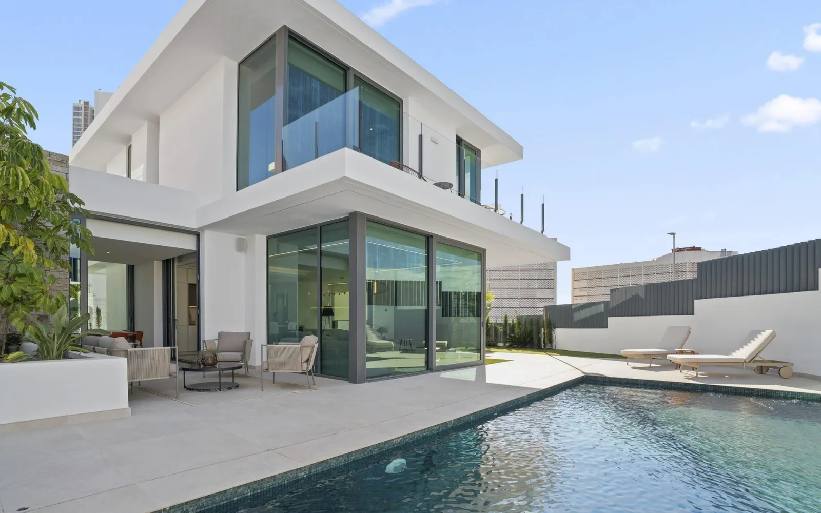Villa mit 4 Schlafzimmern in Benidorm, Costa Blanca — Foto 1 von 30