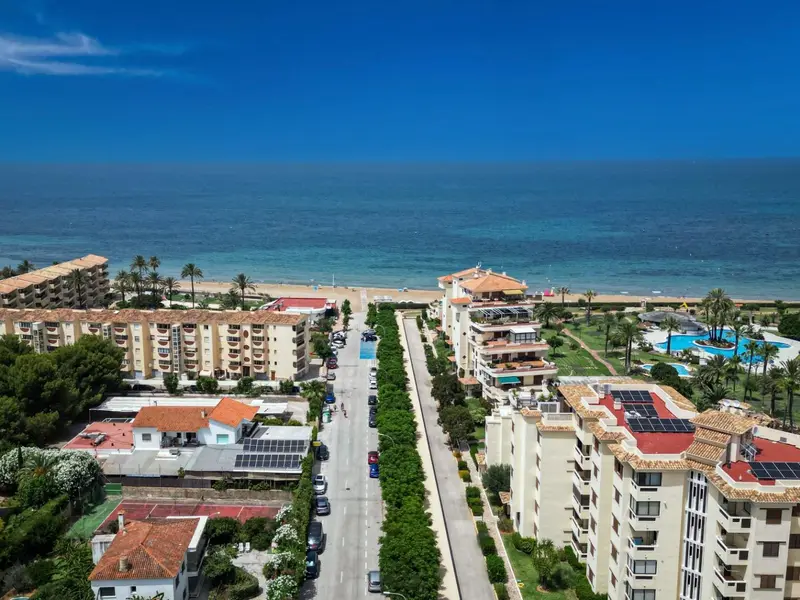 Комерційне приміщення з 3 спальнями у Dénia, Коста-Бланка — фото 7 з 30