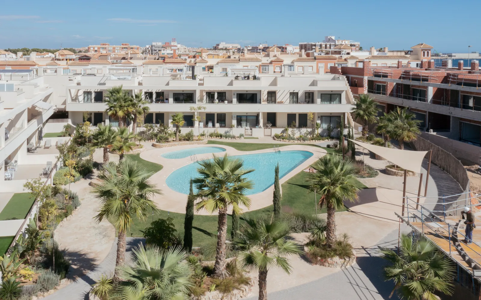 Bungalow Erdgeschoss mit 2 Schlafzimmern in Torrevieja, Costa Blanca — Foto 1 von 1