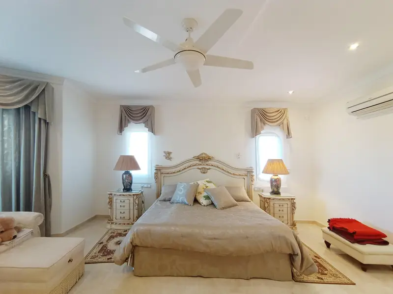 Villa with 4 bedrooms in Dénia, Costa Blanca — photo 30 of 30