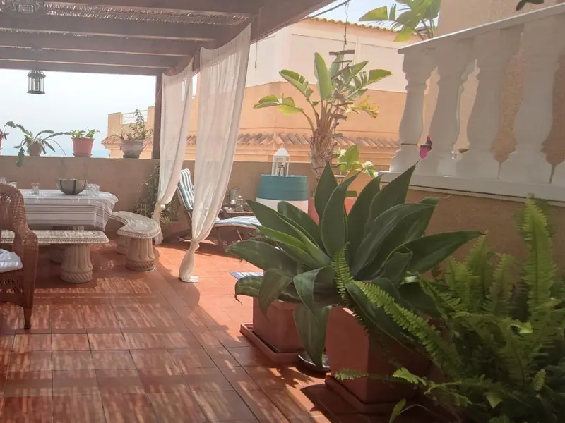 Bungalow with 4 bedrooms in Santa Pola, Costa Blanca — photo 2 of 30