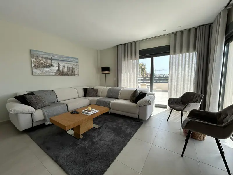 Villa de 5 dormitorios en Finestrat, Costa Blanca — foto 14 de 30