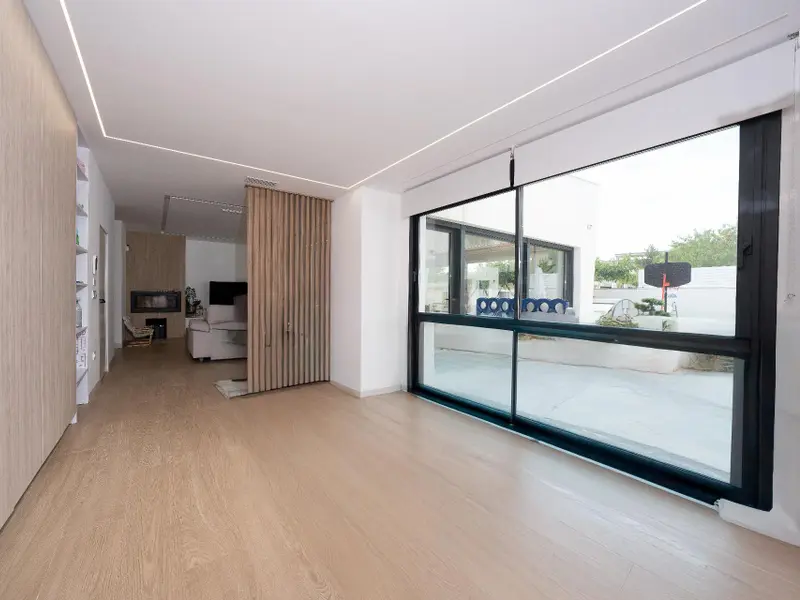 Villa de 3 dormitorios en Desconocido, Costa Blanca — foto 11 de 30