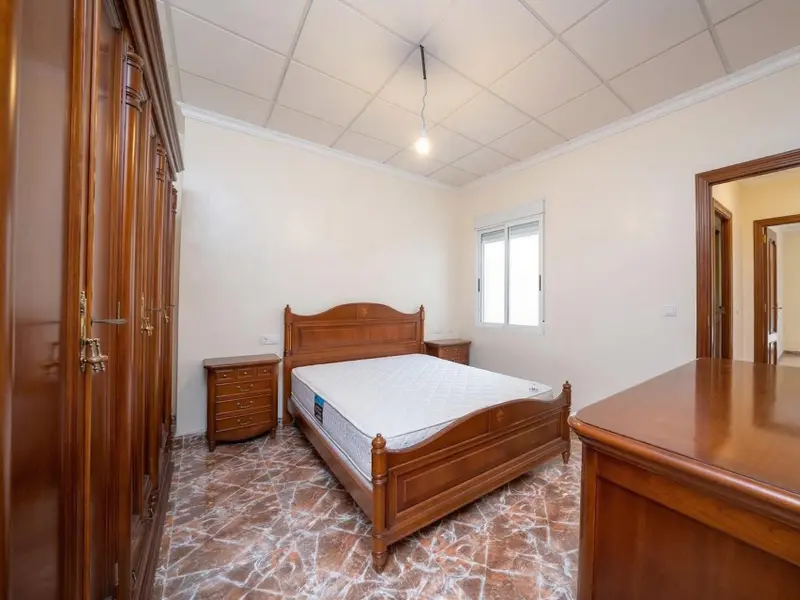 Commercial with 3 bedrooms in Crevillent, Costa Blanca — photo 15 of 29
