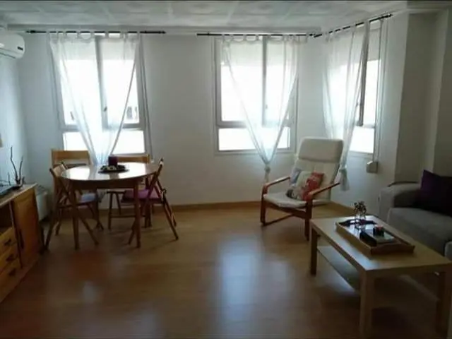 Apartamento de 3 dormitorios en Elche, Costa Blanca — foto 10 de 12