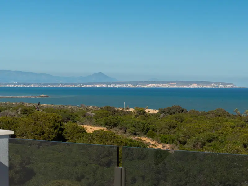 Apartamento de 3 dormitorios en Guardamar del Segura, Costa Blanca — foto 28 de 30