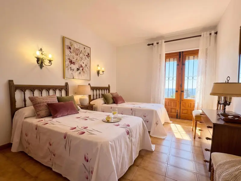 Villa de 4 dormitorios en Calpe, Costa Blanca — foto 14 de 24