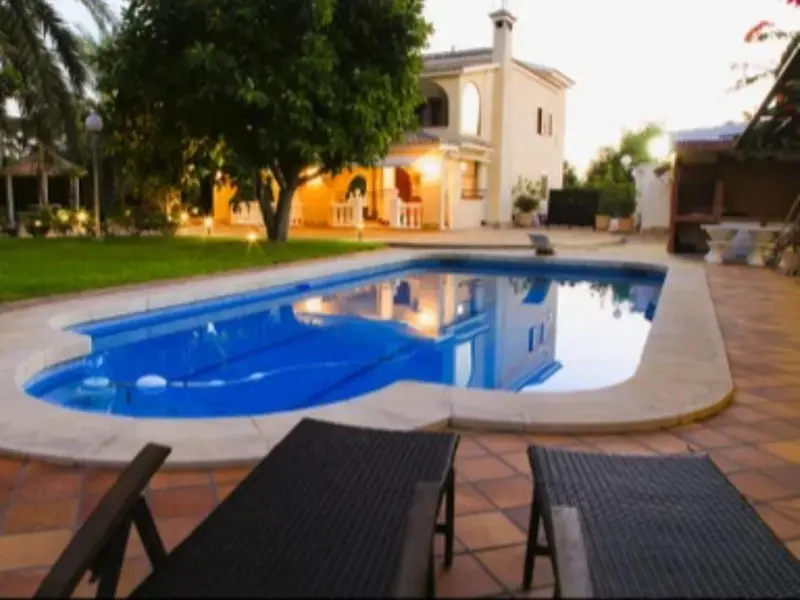 Properties in Elche, Costa Blanca
