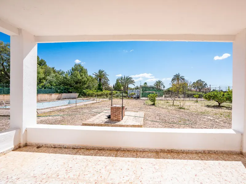 Villa with 4 bedrooms in Elche, Costa Blanca — photo 10 of 30