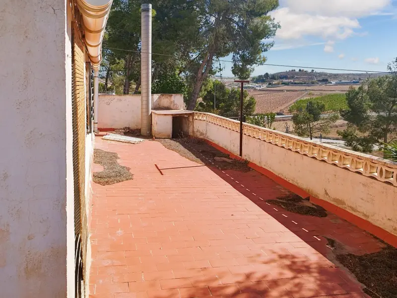 Вилла de 5 dormitorios en Pinoso, Costa Blanca — фото 18 из 24