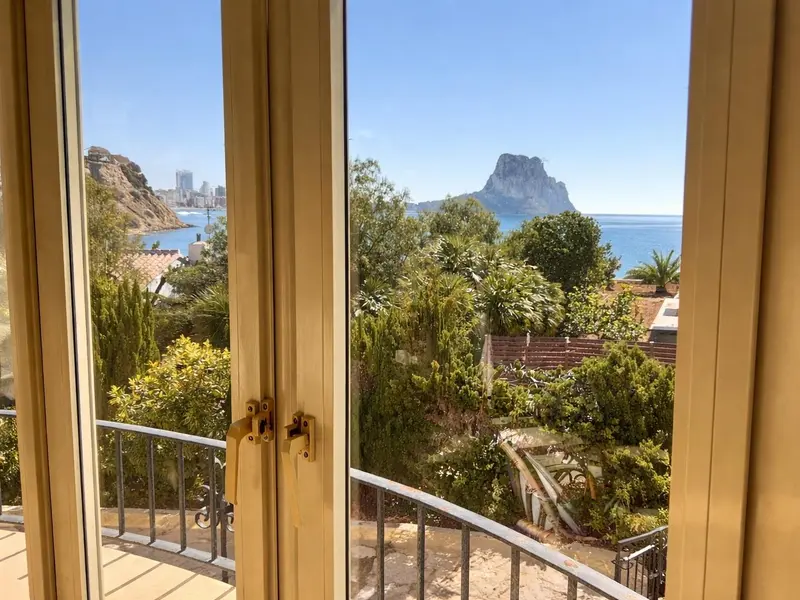 Villa de 4 dormitorios en Calpe, Costa Blanca — foto 13 de 24