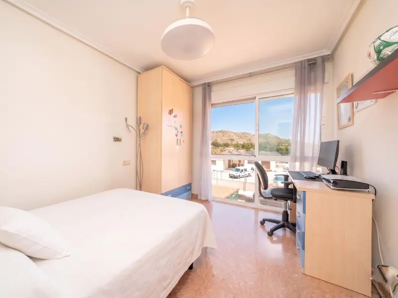 بيت متصل de 4 dormitorios en Aspe, Costa Blanca — صورة 19 من 30